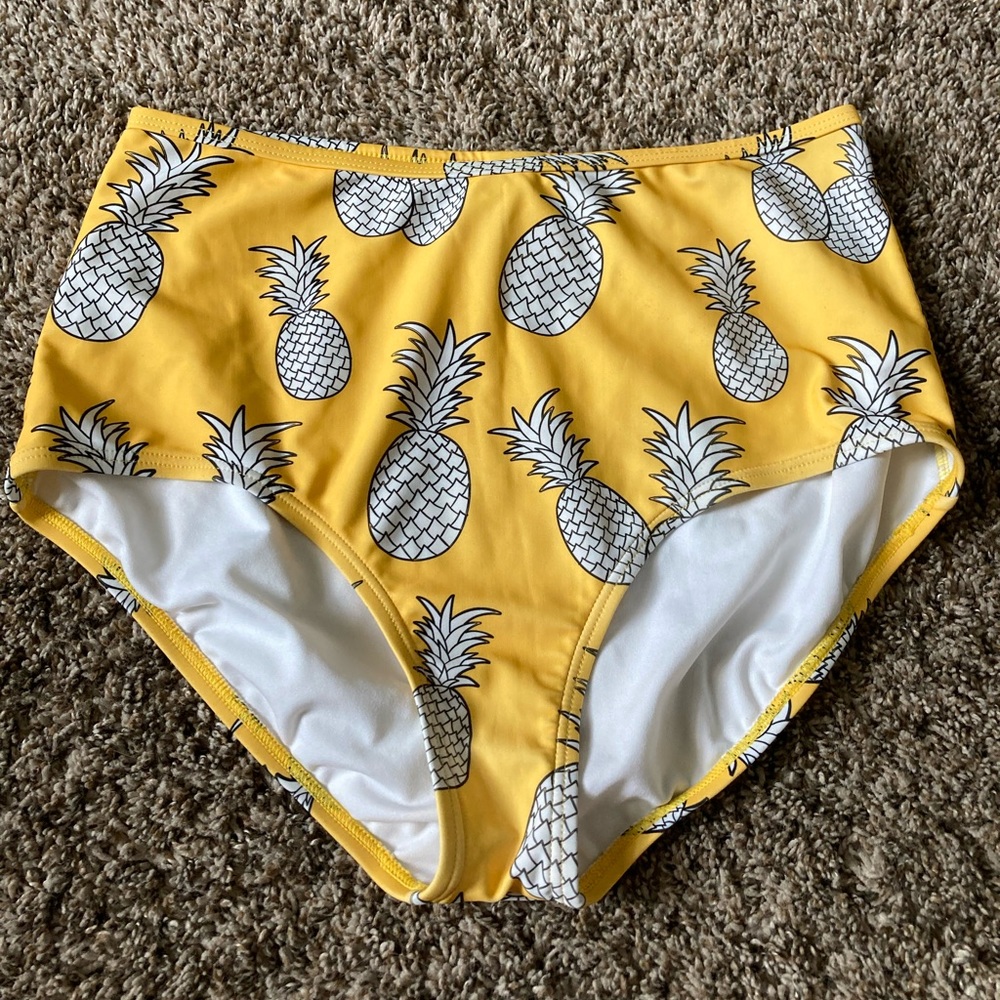 Swimsuits for all bottoms